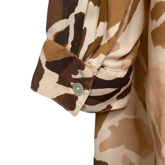 Chico's Leopard Animal Sharkbite Collared Button Down Semi Sheer Tunic Blouse - Picture 7 of 11